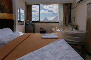 Luxury Giza pyramids & Jacuzzi